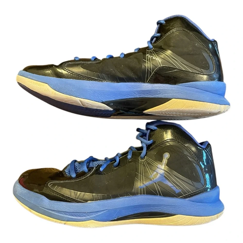 Nike Jordan Flywire (2012) Black and blue Basketball Sneakers Size: 10